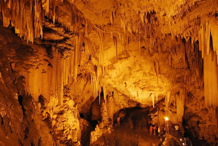 cave tours greece