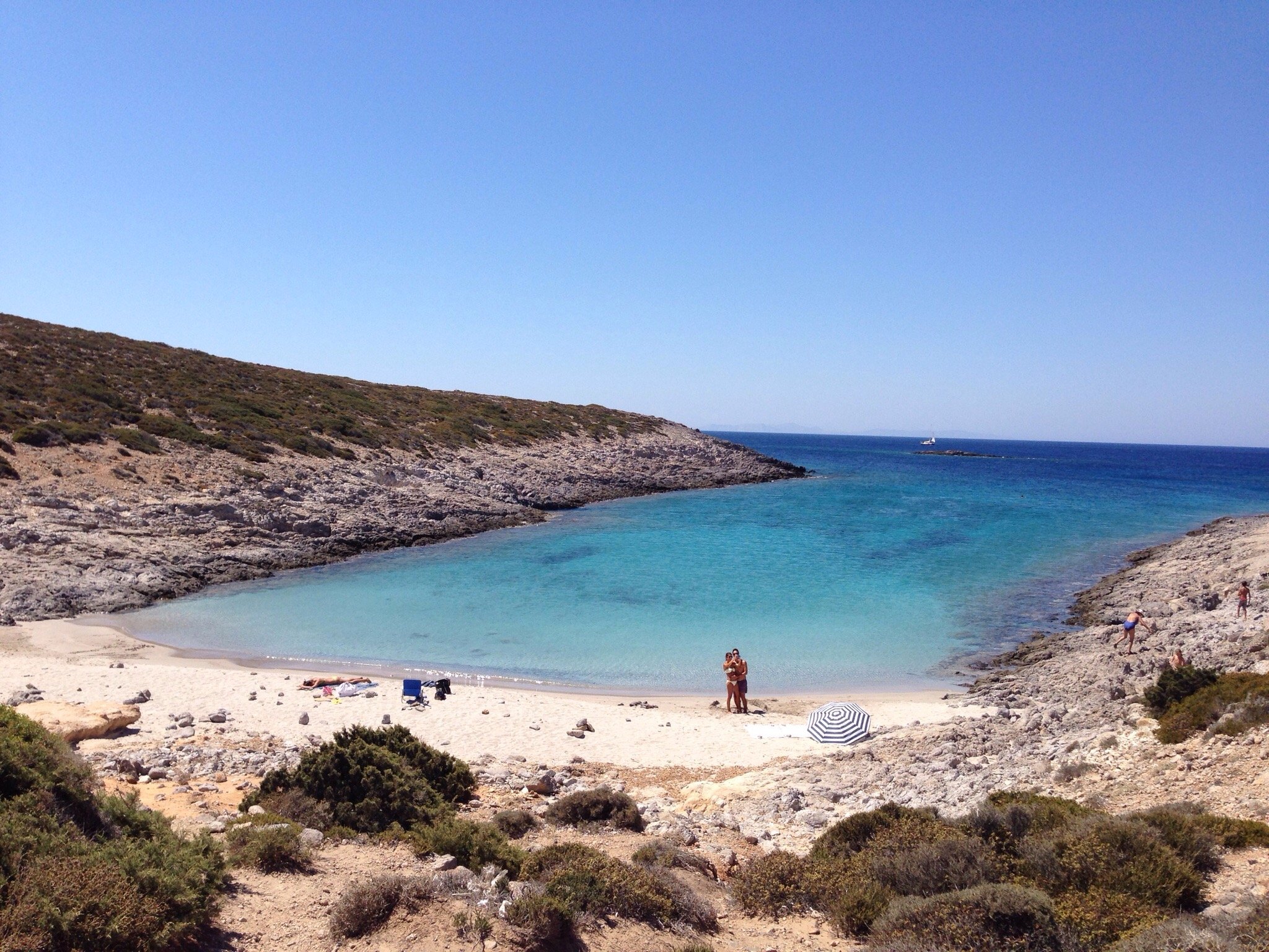 Faneromeni Beach - Antiparos island, Greece - Antiparos.com